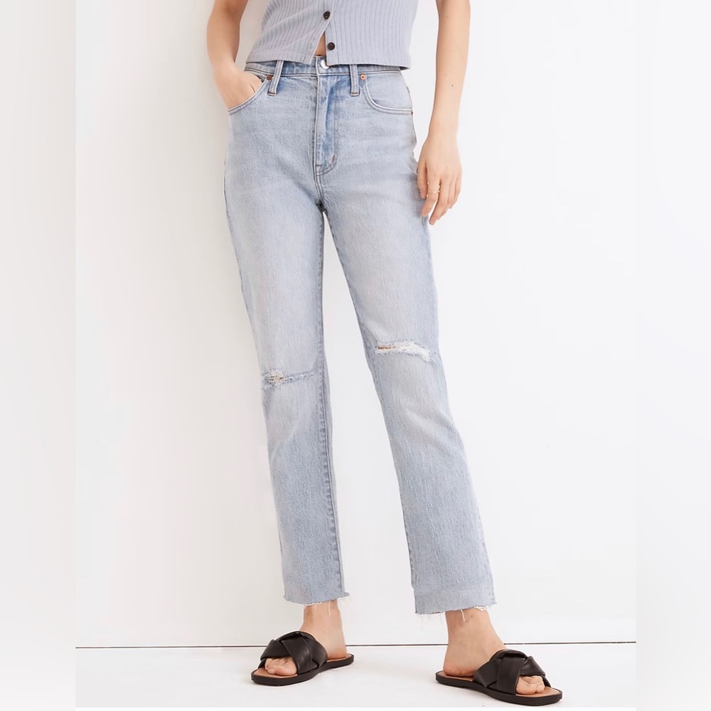 Madewell  The High-Rise Slim Boyjean in Prentice Wash: Ripped Edition